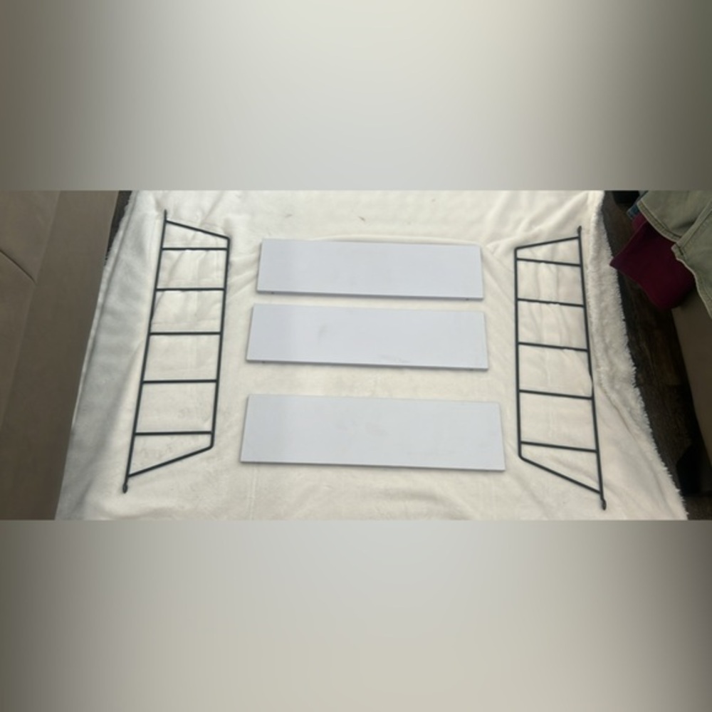Wall shelf